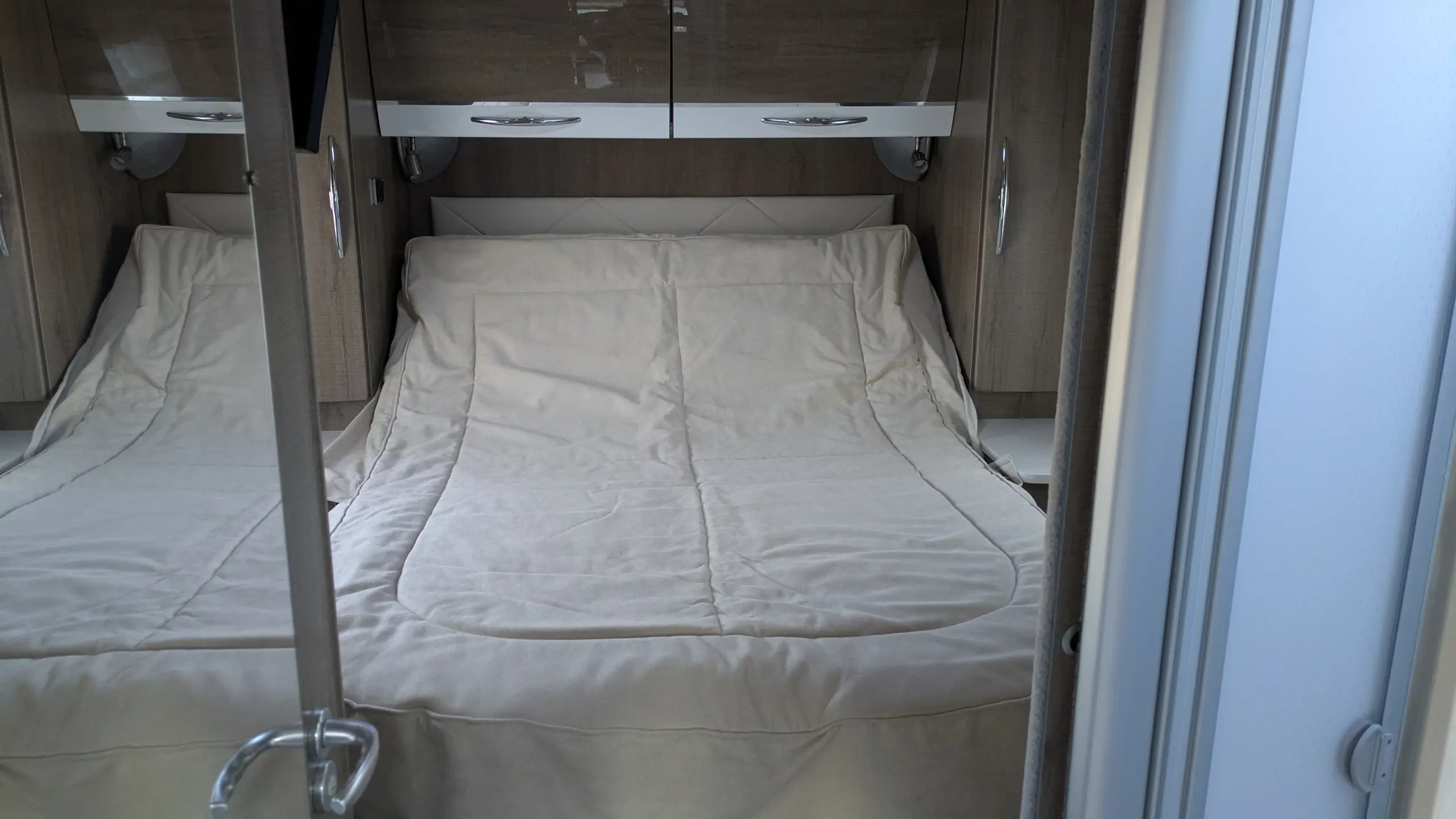 Image BAVARIA INITIAL I741FC ALLURE integral