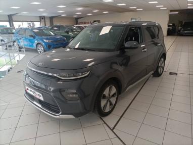 Voir le détail de l'offre de cette KIA e-Soul e-Premium 204ch de 2020 en vente à partir de 217.3 €  / mois