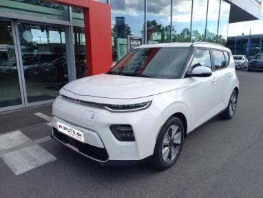 Voir le détail de l'offre de cette KIA e-Soul 204ch Lounge de 2023 en vente à partir de 413.03 €  / mois