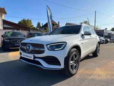 Voir le détail de l'offre de cette MERCEDES-BENZ GLC 300 e 211+122ch AMG Line 4Matic 9G-Tronic Euro6d-T-EVAP-ISC de 2021 en vente à partir de 332.55 €  / mois