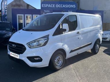 Voir le détail de l'offre de cette FORD Transit Custom Fg 300 L1H1 2.0 EcoBlue 130 Trend Business 7cv de 2022 en vente à partir de 287.75 €  / mois