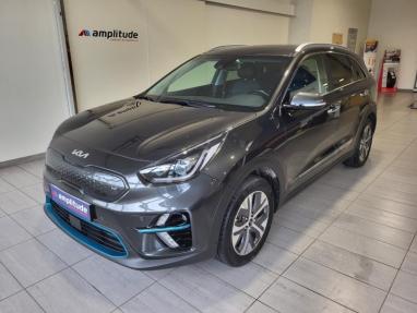 Voir le détail de l'offre de cette KIA e-Niro Lounge 204ch de 2022 en vente à partir de 336.04 €  / mois