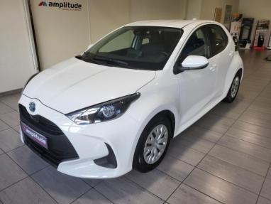 Voir le détail de l'offre de cette TOYOTA Yaris 116h Dynamic 5p MY22 de 2022 en vente à partir de 250.5 €  / mois