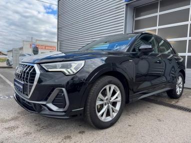 Voir le détail de l'offre de cette AUDI Q3 35 TFSI 150ch S line S tronic 7 de 2020 en vente à partir de 320.43 €  / mois