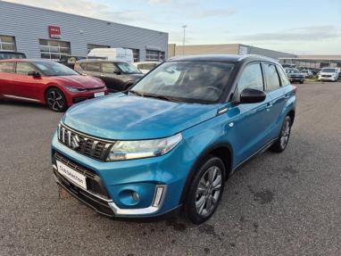 Voir le détail de l'offre de cette SUZUKI Vitara 1.4 Boosterjet Hybrid 129ch Privilège de 2022 en vente à partir de 186.9 €  / mois