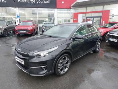 Voir le détail de l'offre de cette KIA XCeed 1.6 GDi 105ch + Plug-In 60.5ch Black & White Edition DCT6 MY22 de 2022 en vente à partir de 23 599 € 