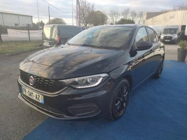 Voir le détail de l'offre de cette FIAT Tipo 1.4 95ch S/S Street MY20 4p de 2020 en vente à partir de 132.69 €  / mois