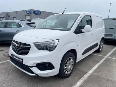 Voir le détail de l'offre de cette OPEL Combo Cargo L1H1 650kg 1.5 100ch S&S Pack Business de 2020 en vente à partir de 223.66 €  / mois