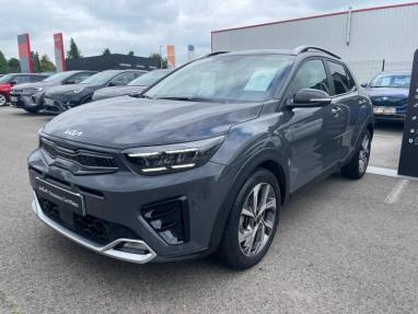 Voir le détail de l'offre de cette KIA Stonic 1.0 T-GDi 120ch MHEV GT Line Premium DCT7 de 2022 en vente à partir de 223.72 €  / mois