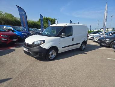 Voir le détail de l'offre de cette FIAT Doblo Cargo 1.3 Multijet 95ch Business de 2021 en vente à partir de 167.16 €  / mois