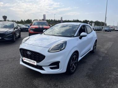 Voir le détail de l'offre de cette FORD Puma 1.0 EcoBoost Hybrid 125ch ST-Line S&S de 2025 en vente à partir de 24 499 € 