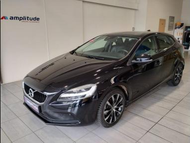 Voir le détail de l'offre de cette VOLVO V40 T2 122ch Signature Edition Geartronic de 2019 en vente à partir de 231 €  / mois