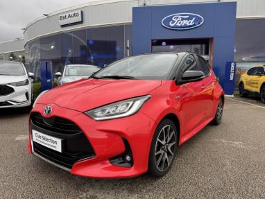 Voir le détail de l'offre de cette TOYOTA Yaris 116h Première 5p de 2021 en vente à partir de 19 499 €