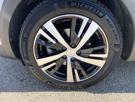 PEUGEOT 3008 1.2 PureTech 130ch S&S GT EAT8 à vendre à Saint-Claude - Image n°9