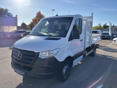 Voir le détail de l'offre de cette MERCEDES-BENZ Sprinter CCb 514 CDI 37 3T5 Propulsion de 2020 en vente à partir de 466.55 €  / mois